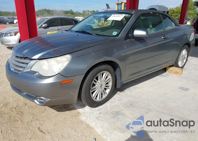 1C3LC55R28N134973: 43649077