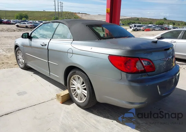 1C3LC55R28N134973: 43649077