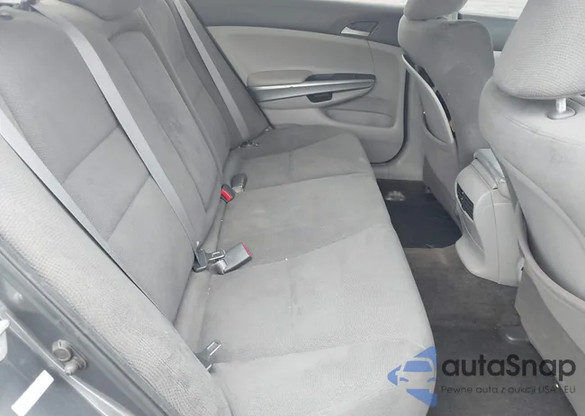 1HGCP2F73AA133065: 43649124