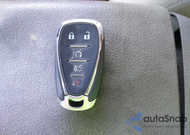 1G1ZD5ST8JF210207: 43650478