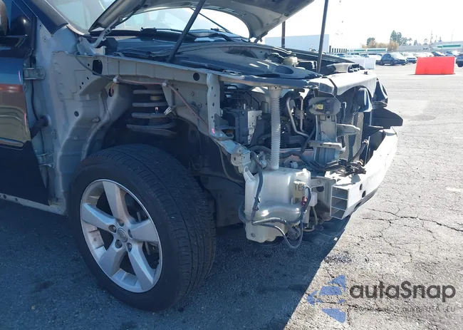 2T2GK31UX8C046556: 43650552