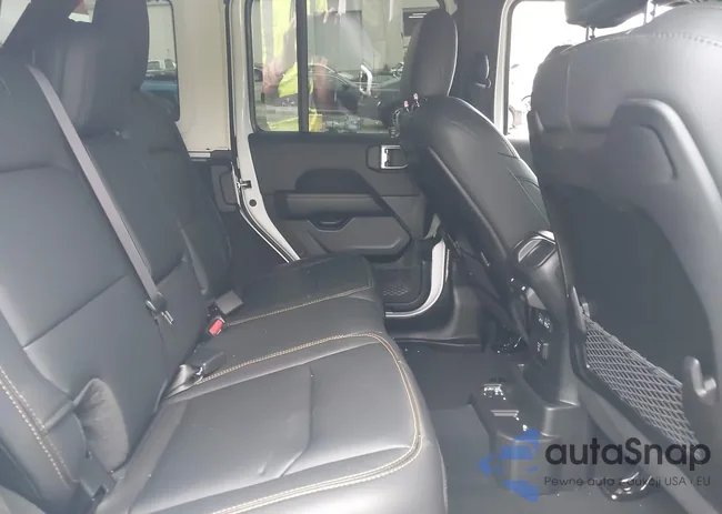 1C4PJXEN2RW353438: 43649805