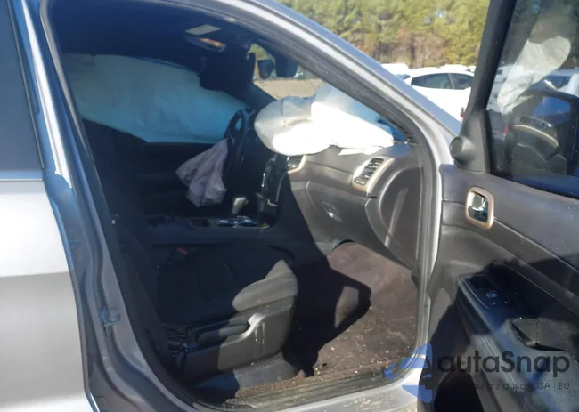 1C4RJEAG2HC663884: 43650090