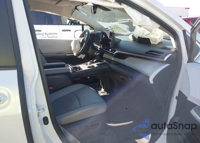 5TDYRKEC5SS238529: 43651189