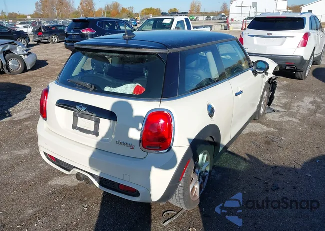 WMWXP7C52F2C60410: 43651425