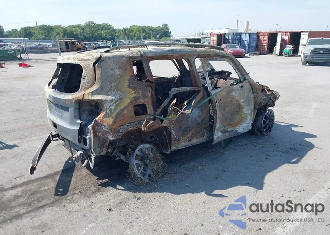 ZACNJABB7KPJ77016: 43651584