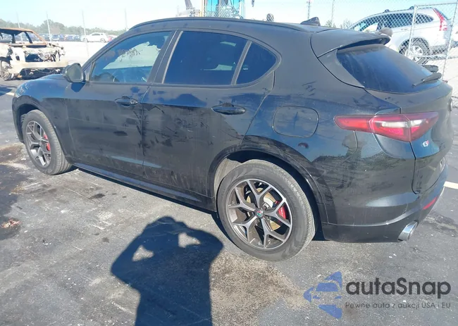 ZASPAKBN1L7C86878: 43650933