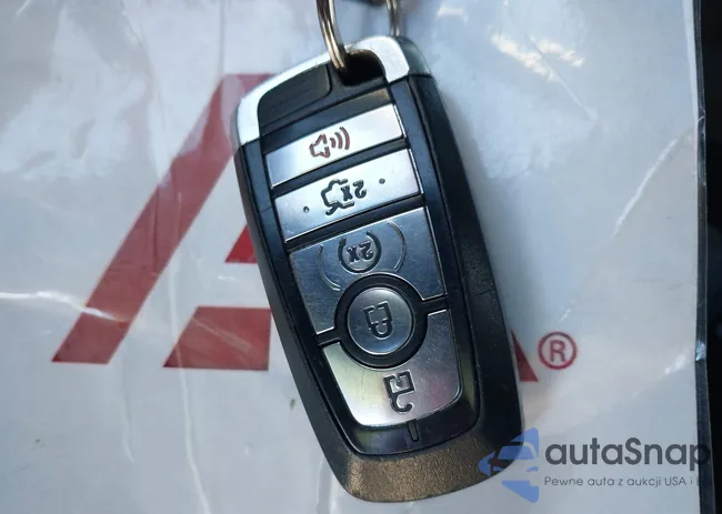 3FA6P0K95HR174729: 43651171