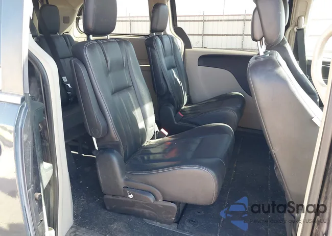 2C4RC1BG4ER112005: 43652302