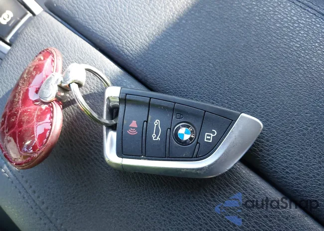 5UXKR0C55G0P32641: 43652420