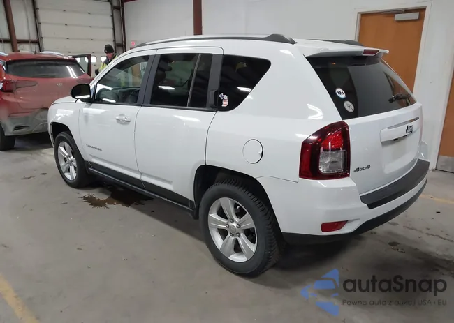 1C4NJDBBXFD416499: 43652442