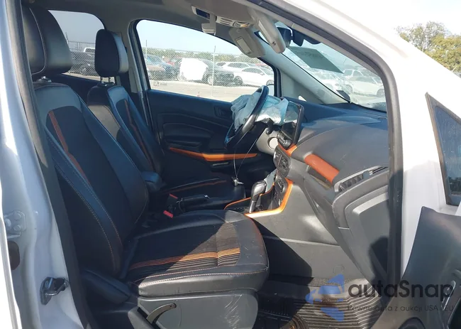 MAJ6P1CL1JC211151: 43652445