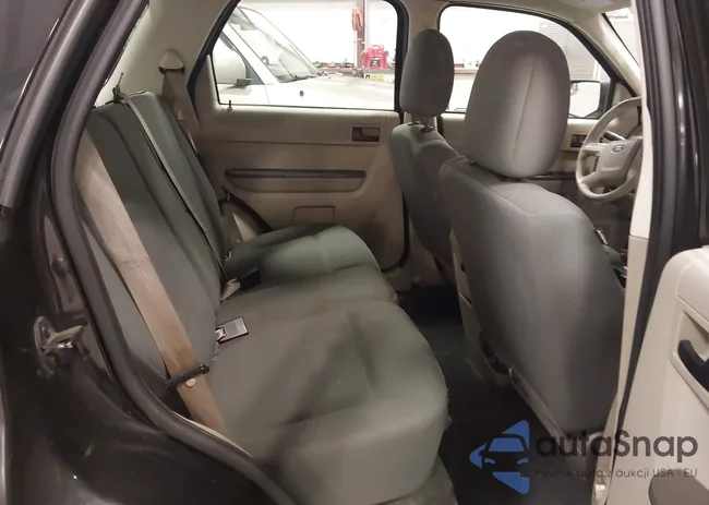 1FMCU9C72BKA38914: 43652486