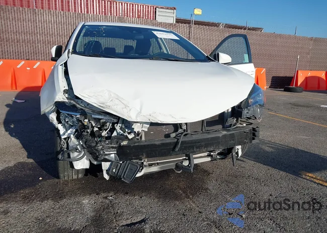 2T1BURHE7JC057174: 43652530