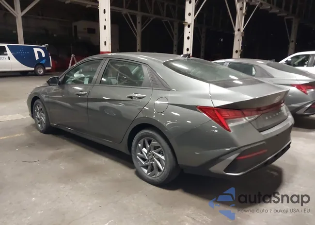 KMHLM4DJ0TU183100: 43652553