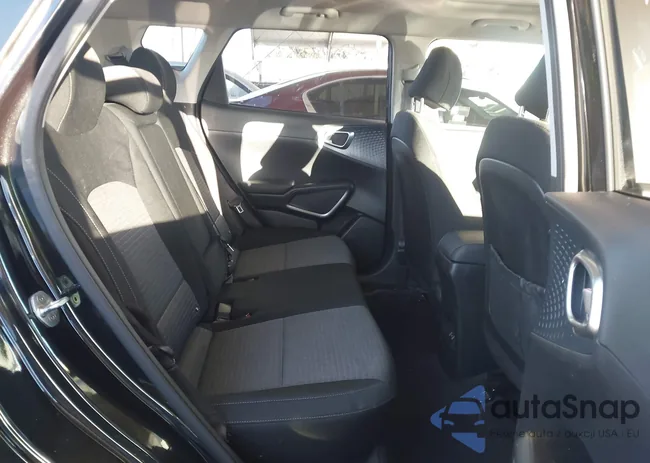 KNDJ33AU7P7852796: 43652574