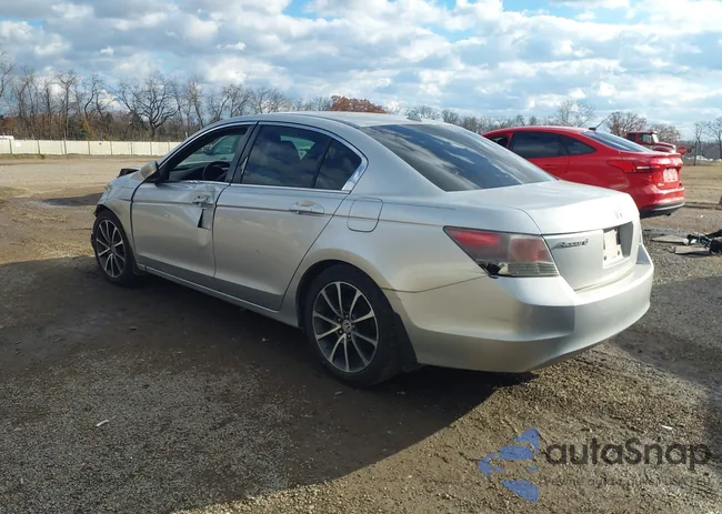 JHMCP26898C009855: 43652575