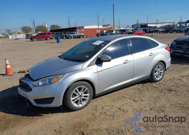 1FADP3F27JL210740: 43652728