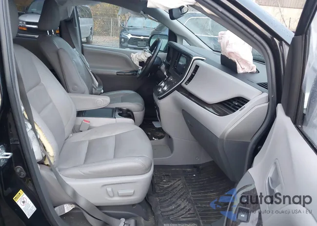 5TDYZ3DC3HS868565: 43651931