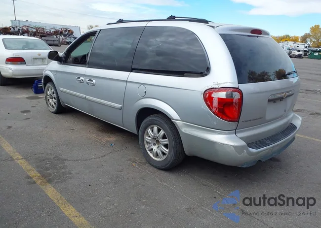 2C4GP54L55R390733: 43651972