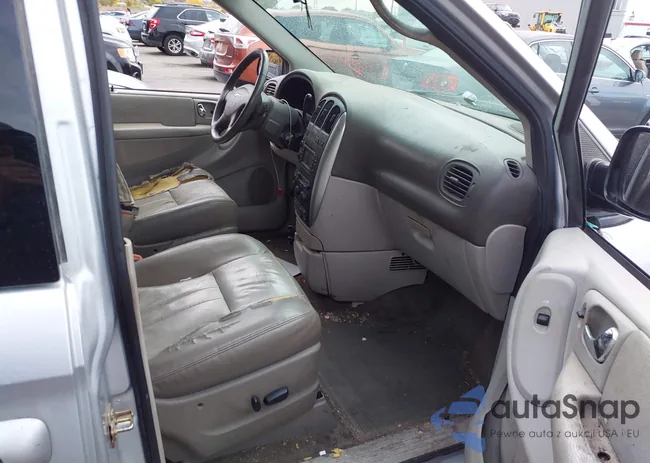 2C4GP54L55R390733: 43651972