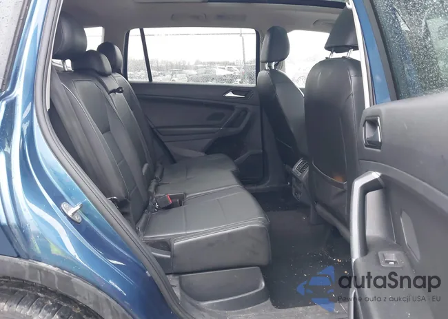 3VV2B7AX9JM054422: 43652039