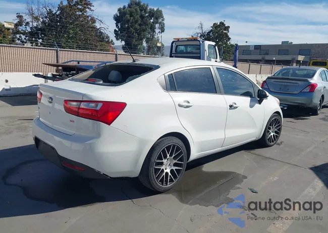 KNADM4A31D6302306: 43652171