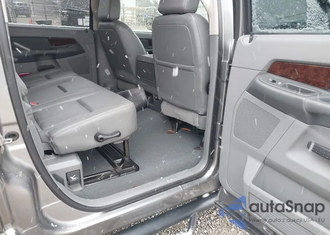 3D7KS29AX8G174942: 43653481