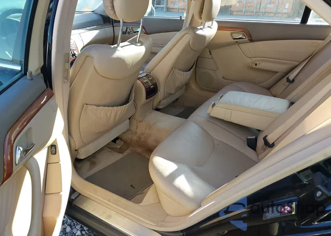 WDBNG70J3YA094950: 43653596