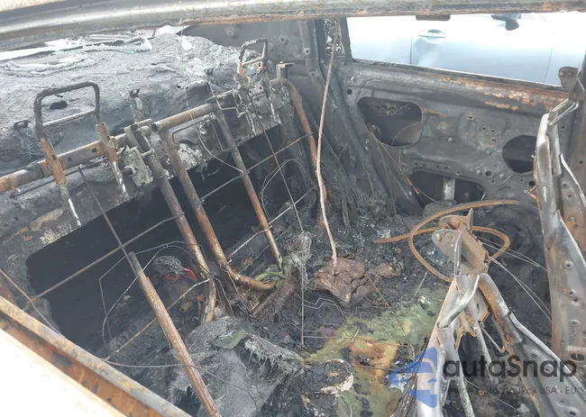 KNADM4A31F6466562: 43653749