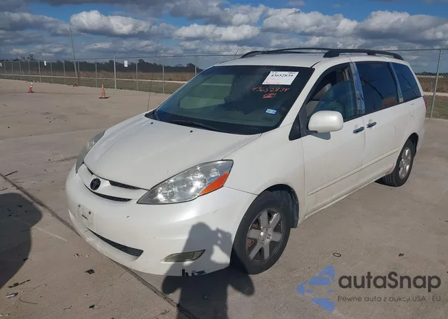 5TDZK22C19S252404: 43652839