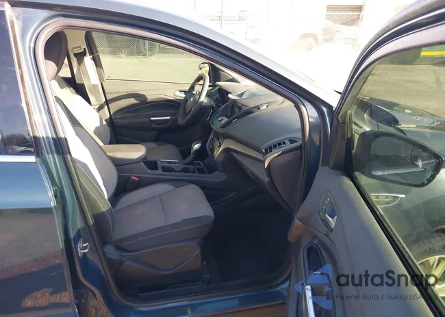 1FMCU0GD1KUC02542: 43654543