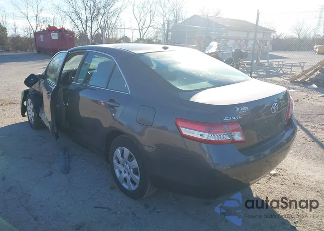 4T4BF3EK8AR001542: 43654591