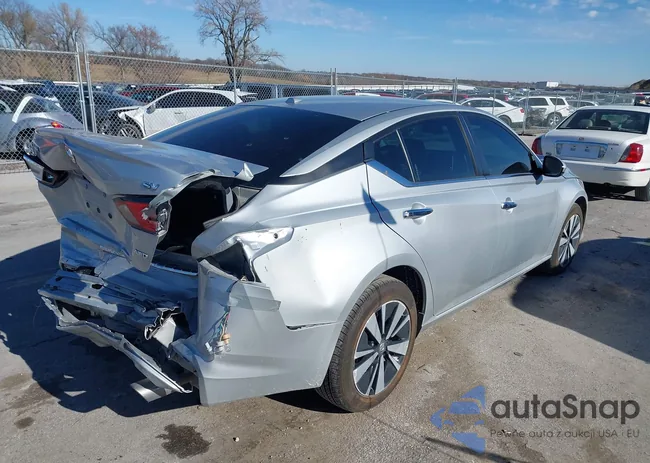 1N4BL4DW2NN325898: 43654651