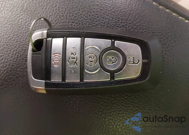 3FA6P0D94JR247656: 43653863