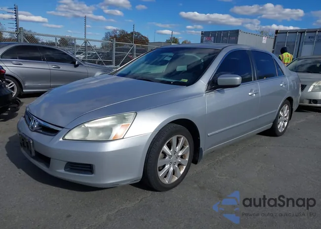 1HGCM66556A050744: 43653899