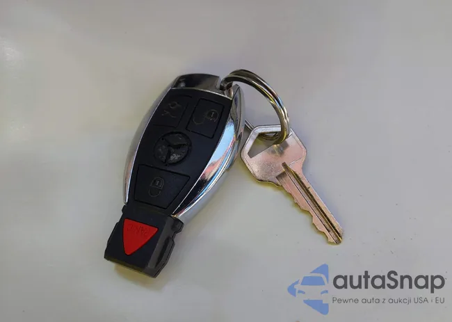 WDDSJ4EB1EN057492: 43655294