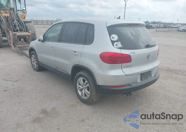 WVGAV7AX0CW524241: 43655300