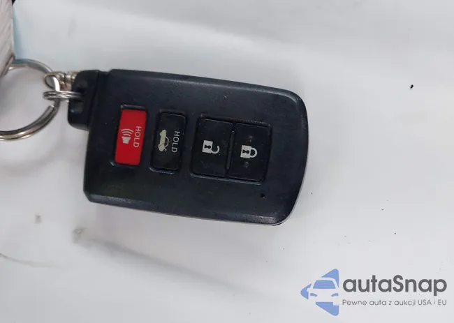 2T1BURHE4KC135895: 43655486