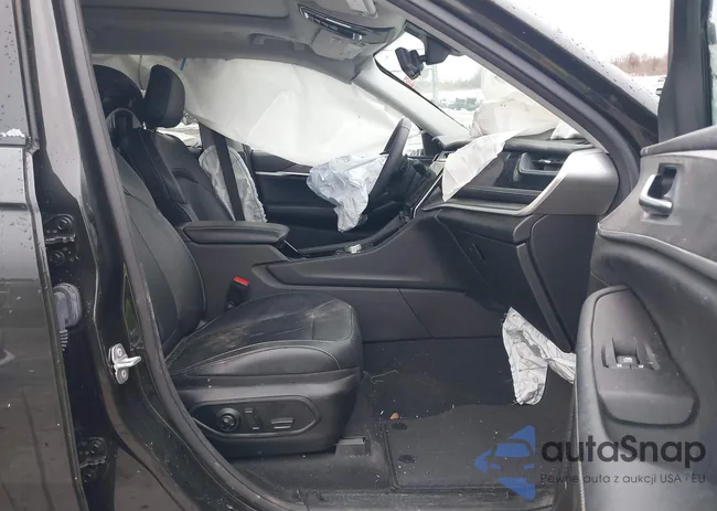 1C4RJYB64P8786949: 43654919