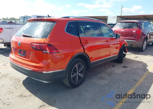 3VV3B7AX2KM152875: 43655104