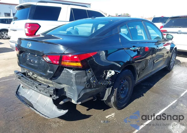 1N4BL4BW6KN304017: 43656387