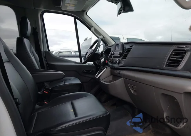 1FDAX2C86RKA04659: 43656435