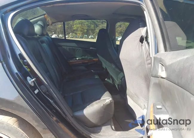 1HGCP2F80BA071408: 43656536