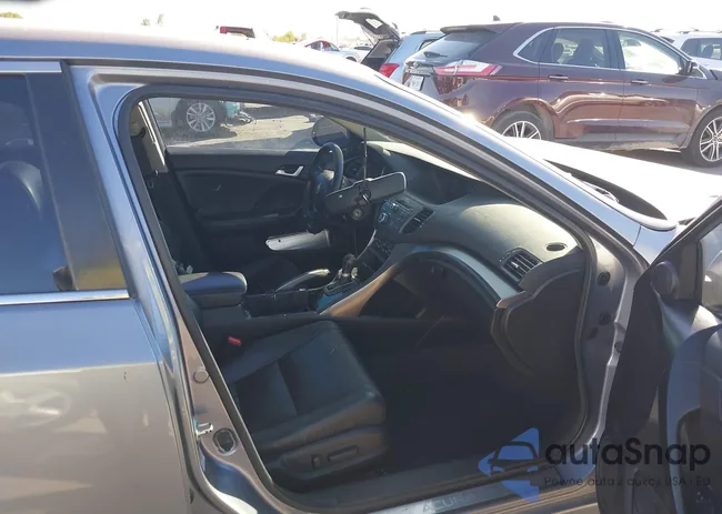 JH4CU2F67BC001462: 43655978