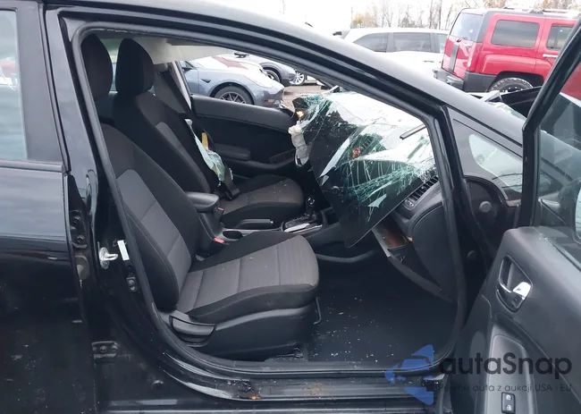 3KPFL4A74JE240035: 43657024