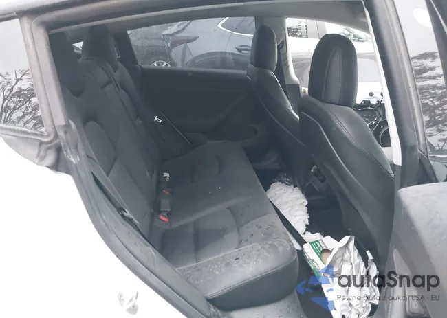 5YJ3E1EB6NF137256: 43657082