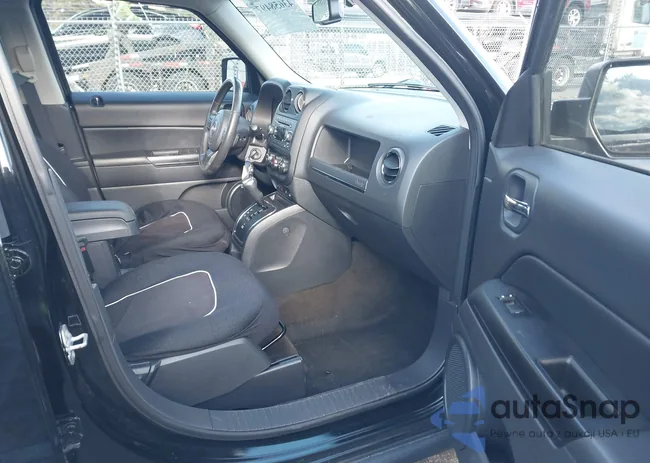 1C4NJRFB2GD595971: 43658497