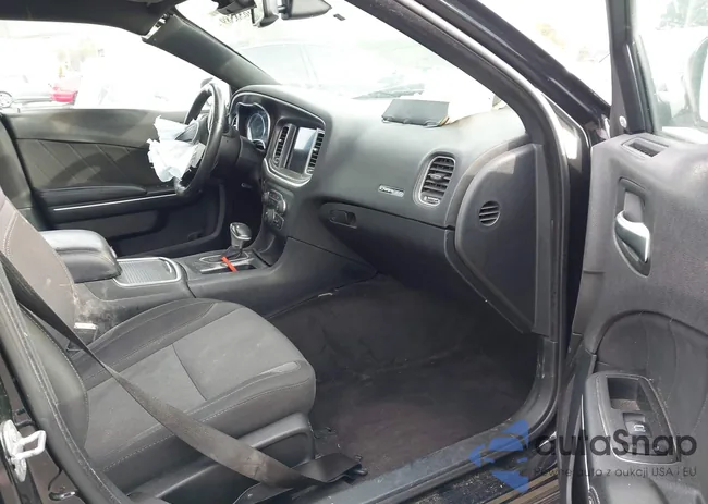 2C3CDXCT8JH176330: 43658589