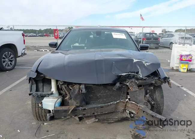 2C3CDXCT8JH176330: 43658589